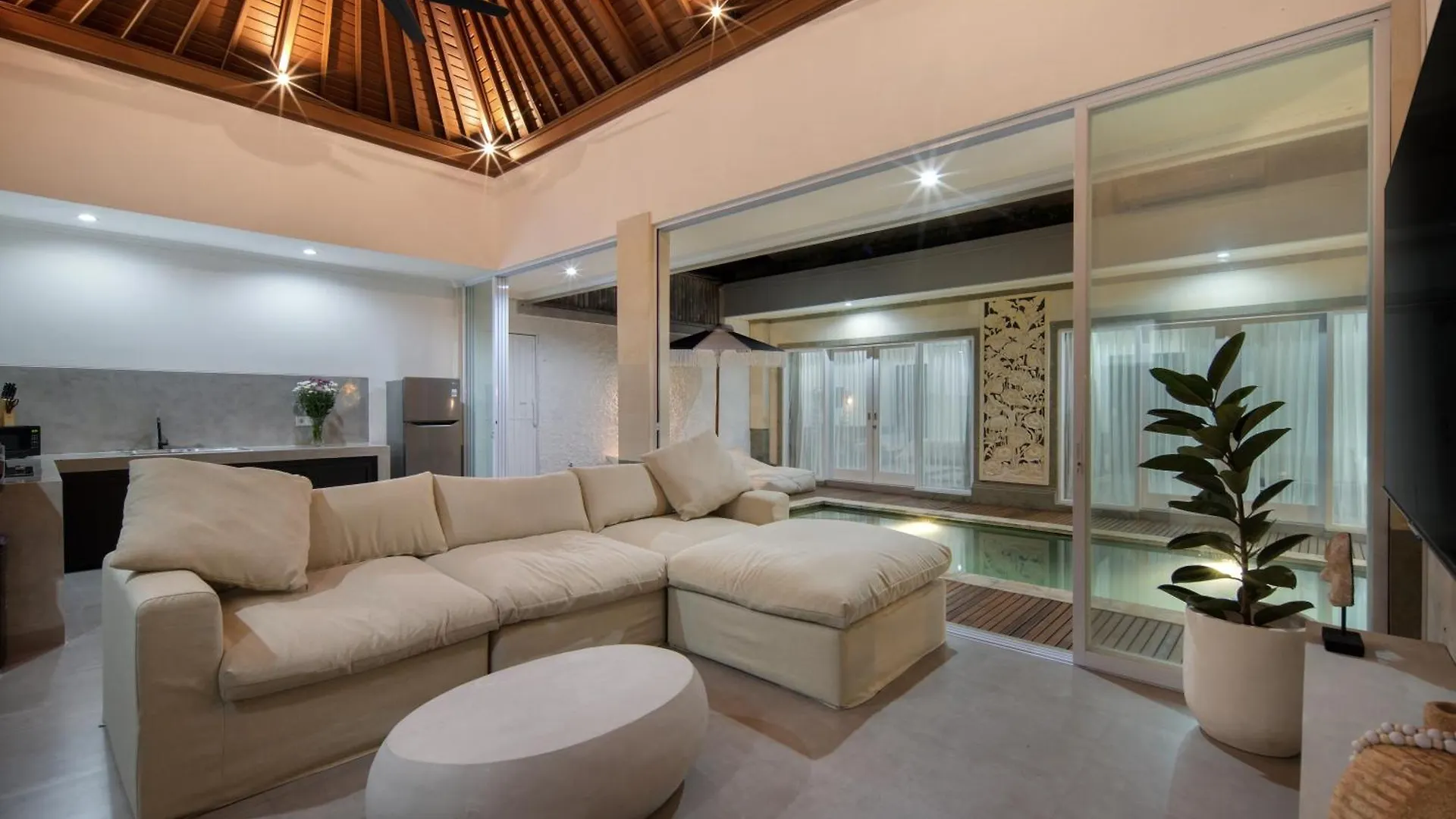 Villa Bella Rose Canggu  Canggu (Bali)